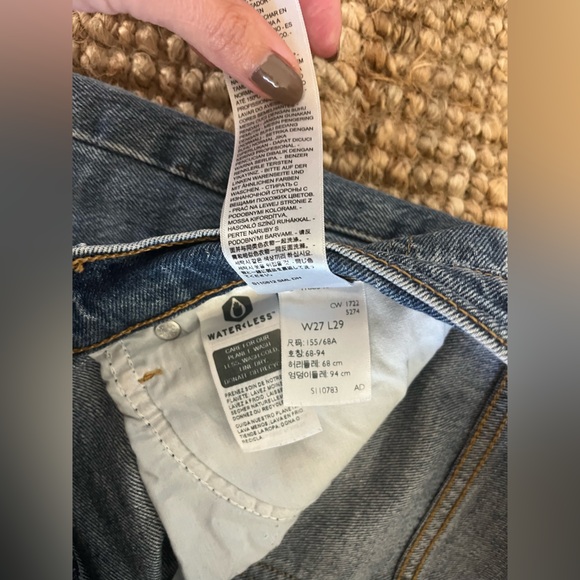Levi's '70s High-Rise Slim Straight Jeans Size 27 - Picture 3 of 3